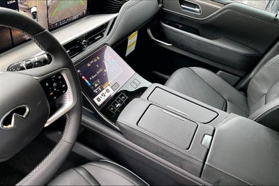2026 INFINITI QX80 LUXE