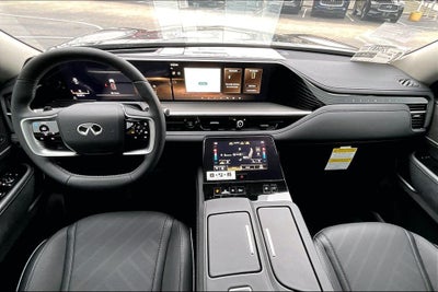 2026 INFINITI QX80 LUXE