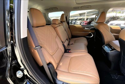 2027 INFINITI QX80 LUXE
