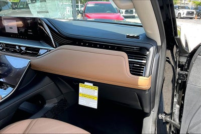 2027 INFINITI QX80 LUXE