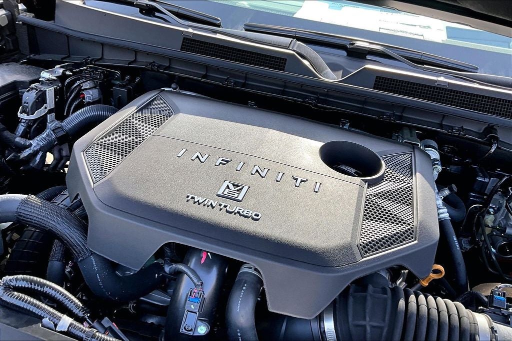 2027 INFINITI QX80 LUXE
