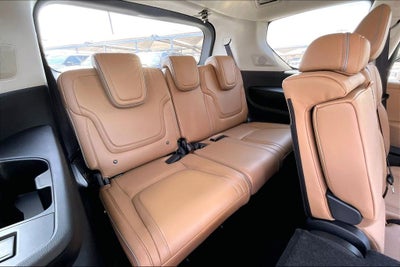 2027 INFINITI QX80 LUXE