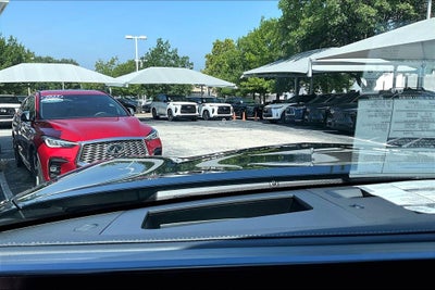 2027 INFINITI QX80 LUXE