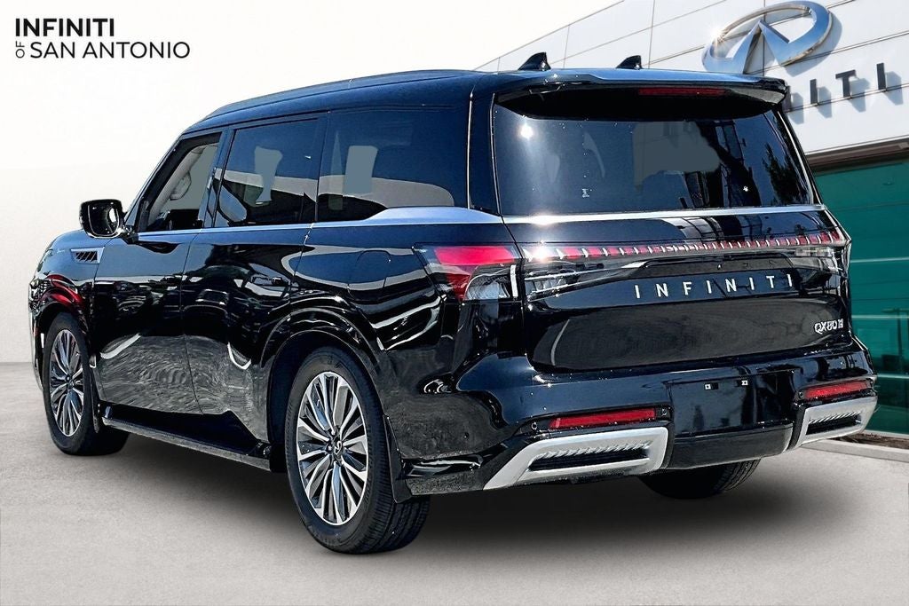 2027 INFINITI QX80 LUXE