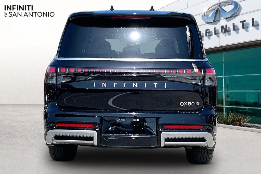 2027 INFINITI QX80 LUXE