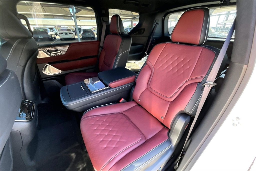 2027 INFINITI QX80 AUTOGRAPH