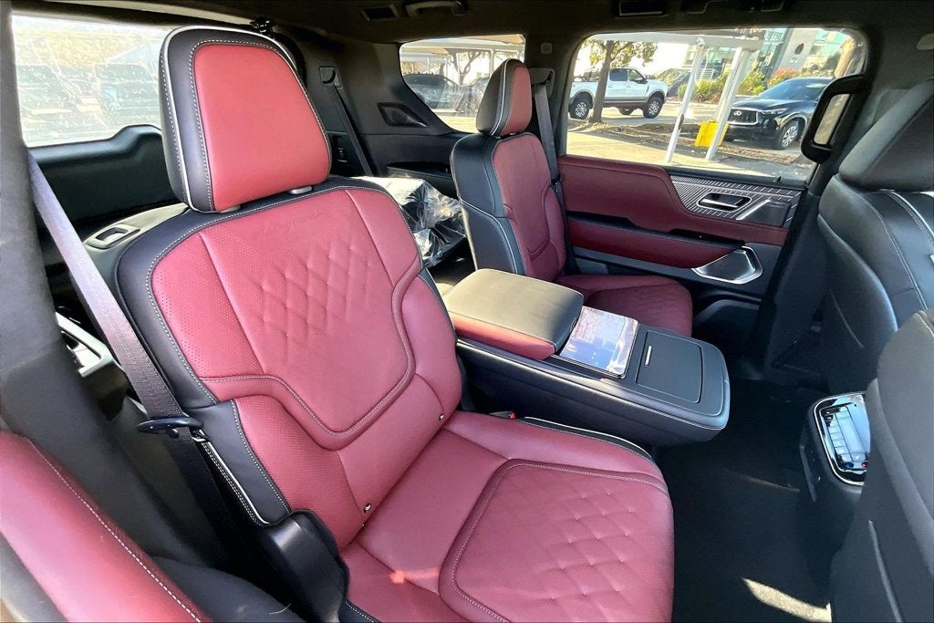 2027 INFINITI QX80 AUTOGRAPH