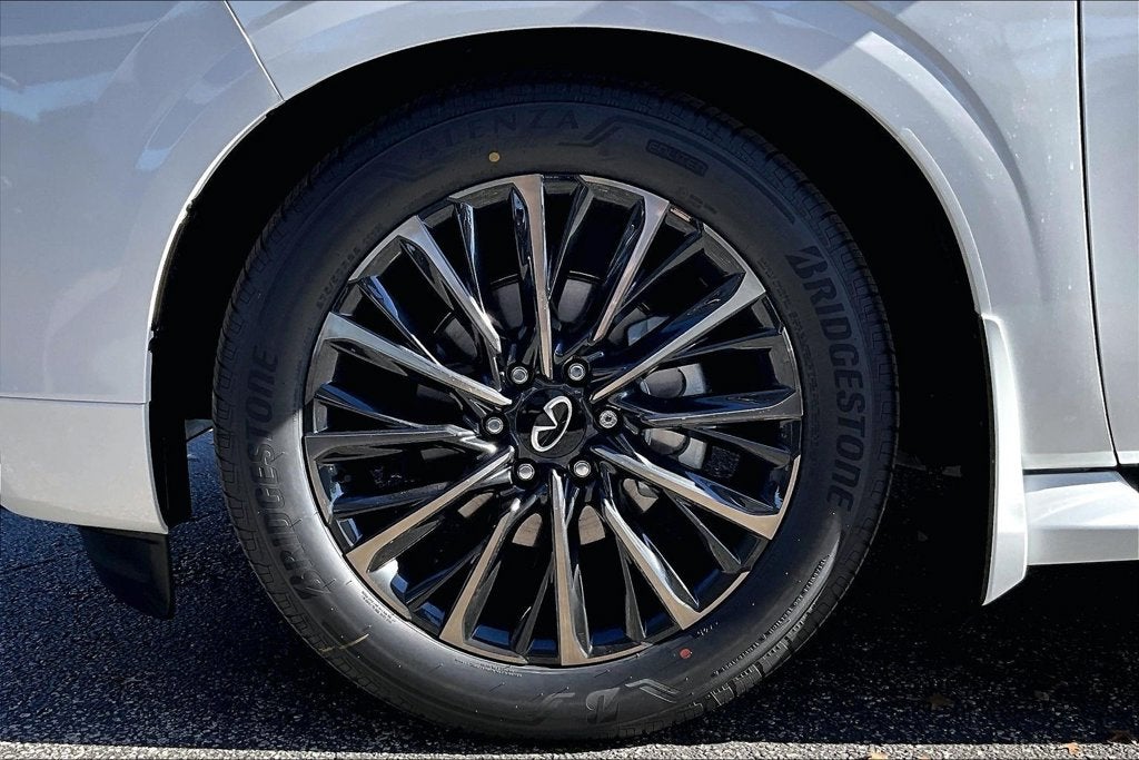 2027 INFINITI QX80 AUTOGRAPH