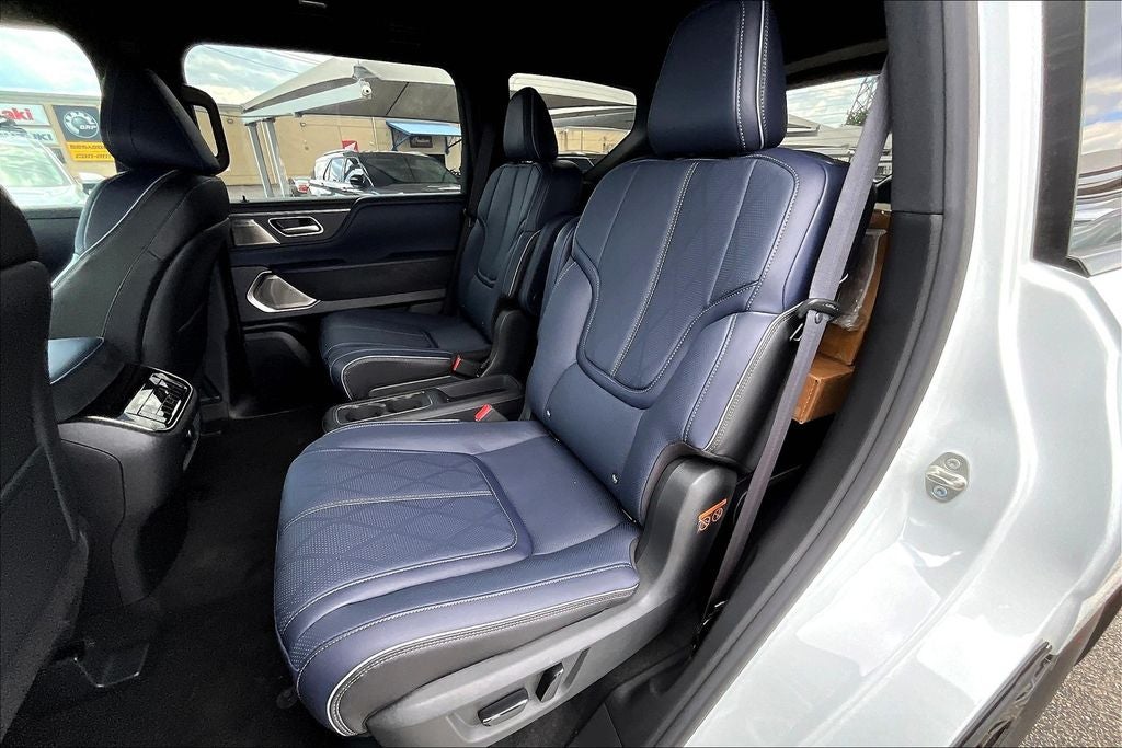 2026 INFINITI QX80 SPORT