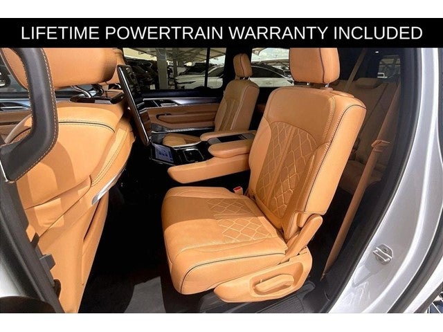 2023 Jeep Grand Wagoneer L Series III