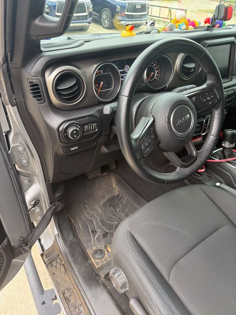 2021 Jeep Gladiator Sport