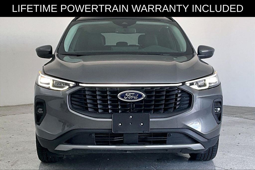 2025 Ford Escape Platinum
