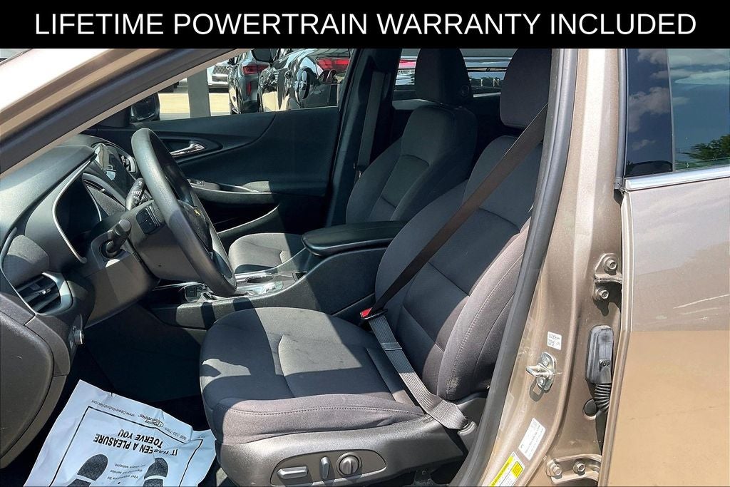 2022 Chevrolet Malibu LT