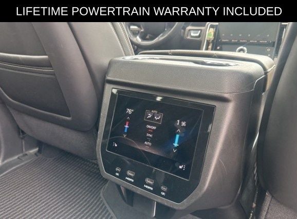 2025 GMC Yukon Denali Ultimate