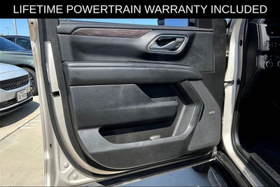 2023 Chevrolet Suburban LT