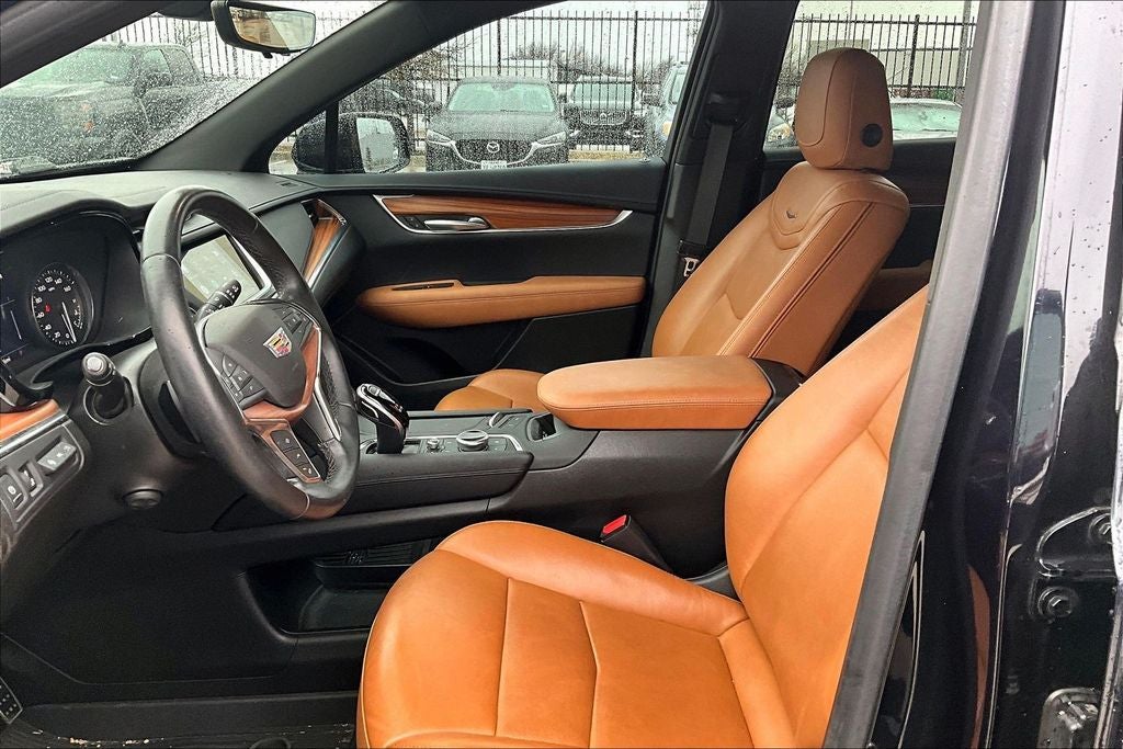 2021 Cadillac XT5 Premium Luxury