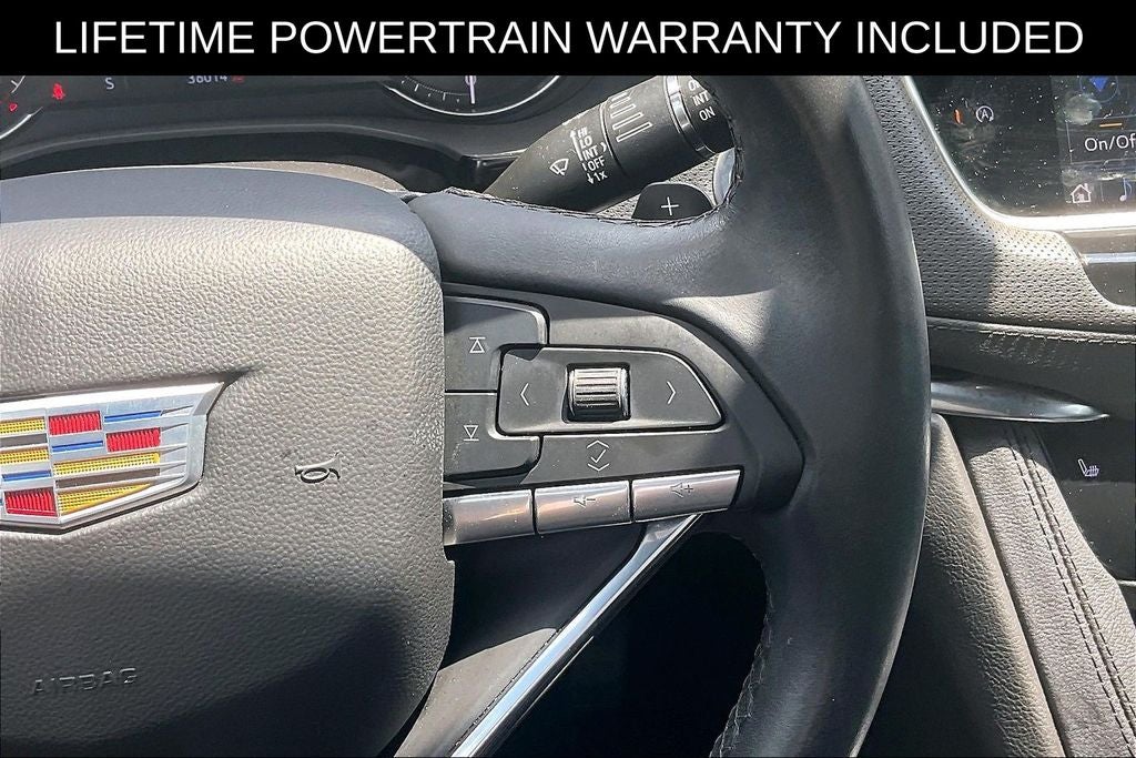 2024 Cadillac XT6 Luxury