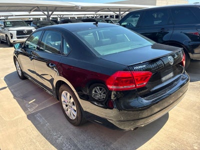 2013 Volkswagen Passat 2.5L Wolfsburg Edition