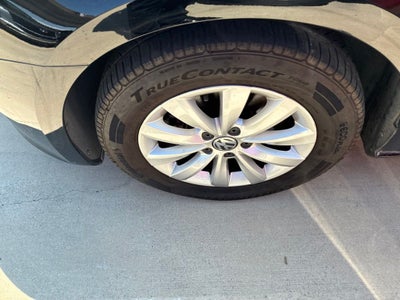 2013 Volkswagen Passat 2.5L Wolfsburg Edition