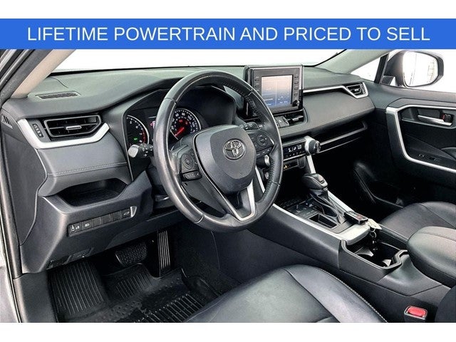 2019 Toyota RAV4 XLE Premium