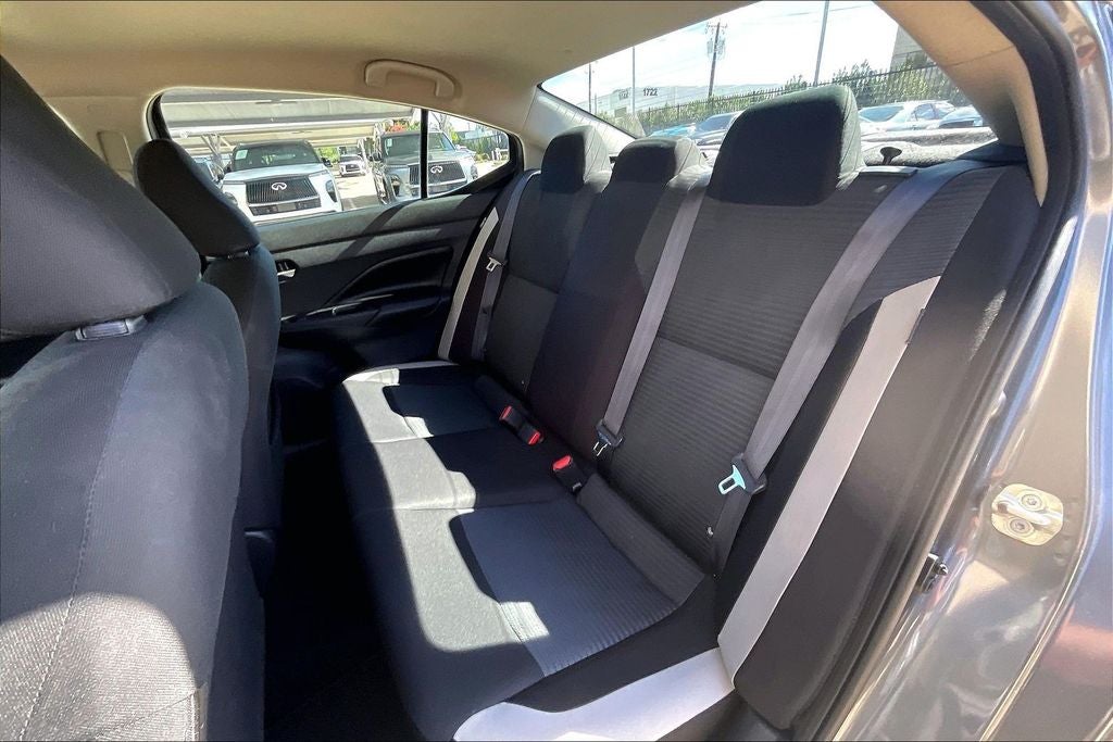2020 Nissan Versa 1.6 SV