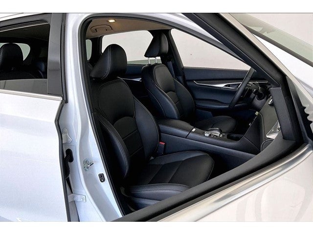 2025 INFINITI QX50 PURE