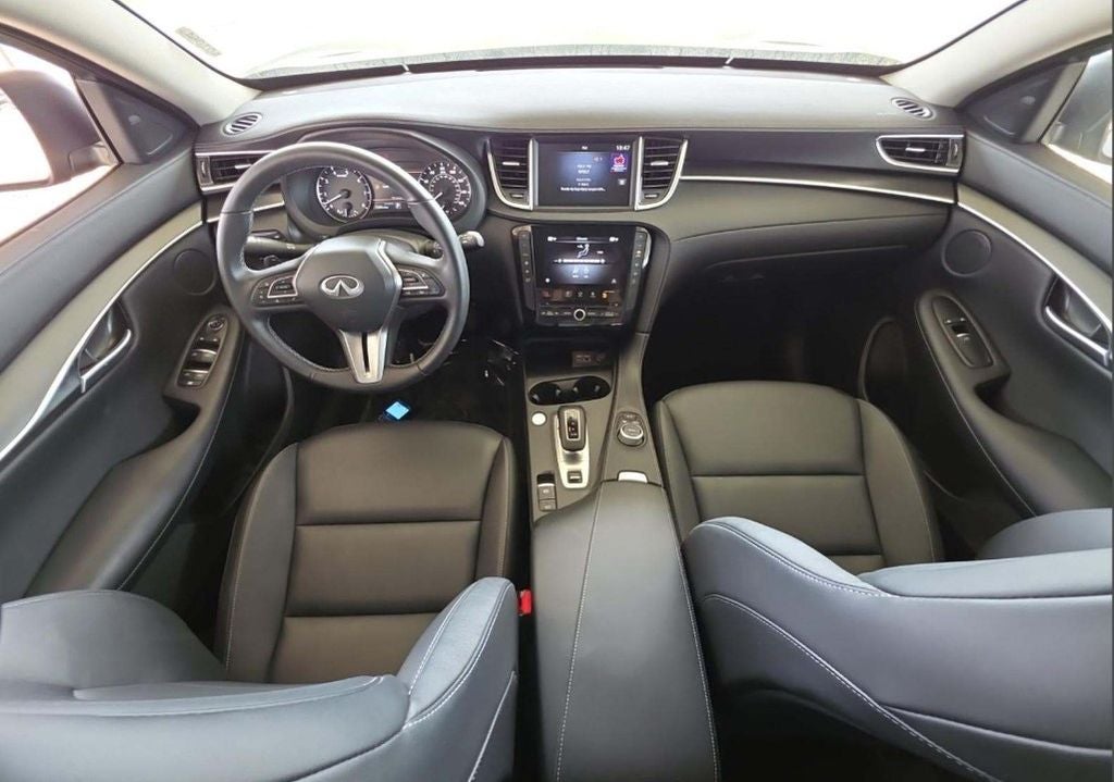 2025 INFINITI QX50 PURE