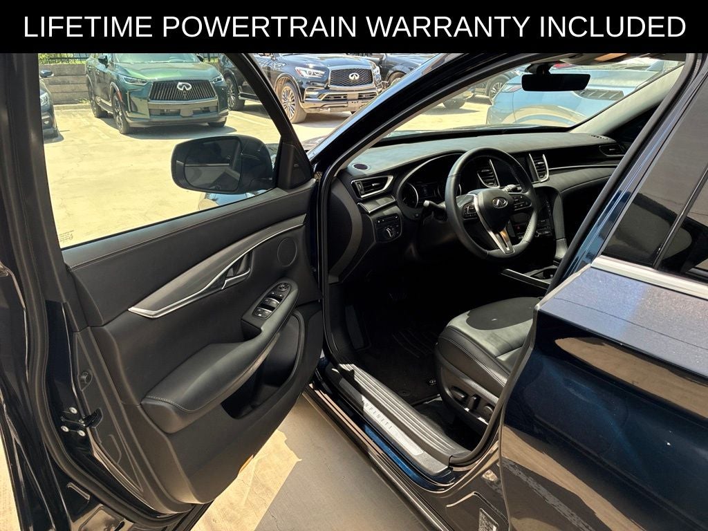 2025 INFINITI QX50 PURE