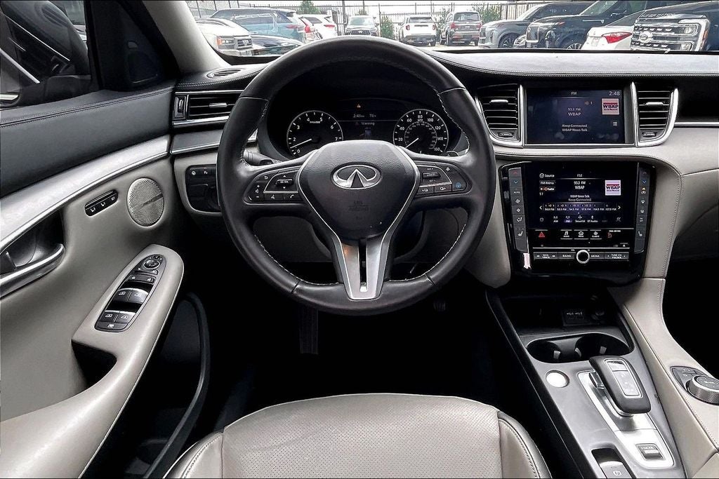 2023 INFINITI QX50 LUXE