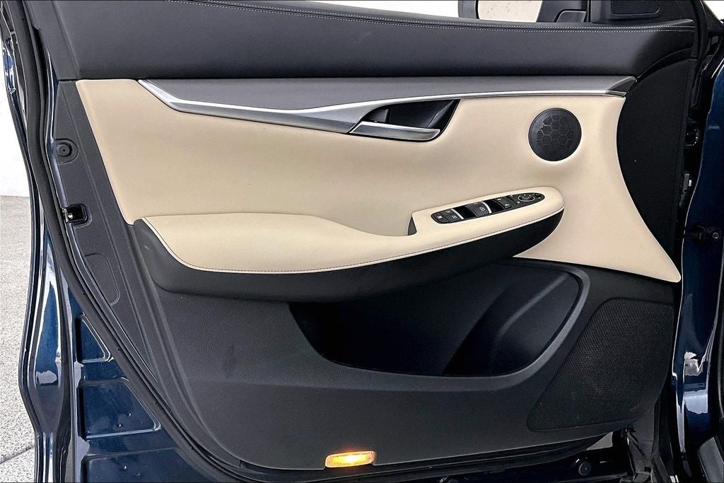 2022 INFINITI QX50 LUXE