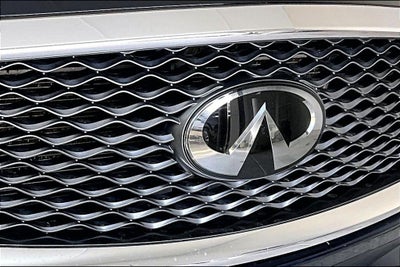 2022 INFINITI QX50 LUXE