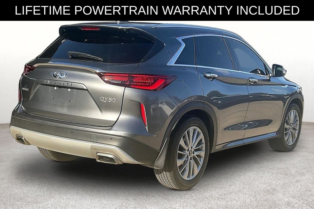 2023 INFINITI QX50 LUXE