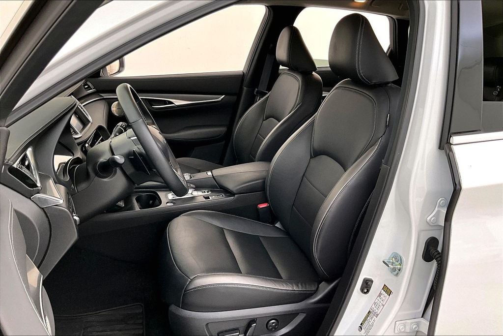 2025 INFINITI QX50 LUXE