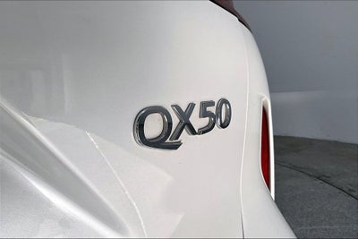 2025 INFINITI QX50 LUXE