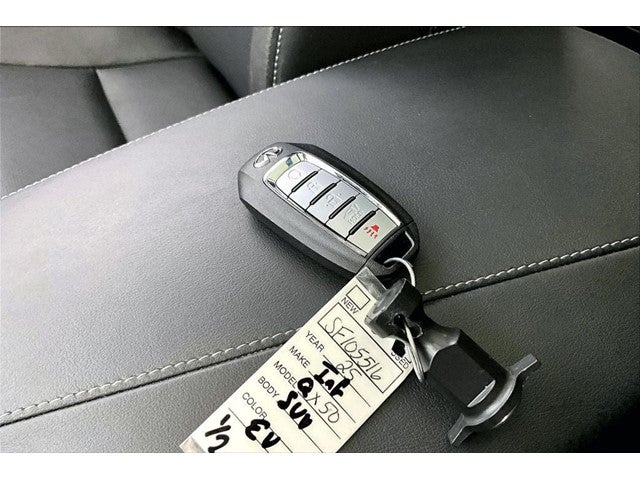 2025 INFINITI QX50 LUXE