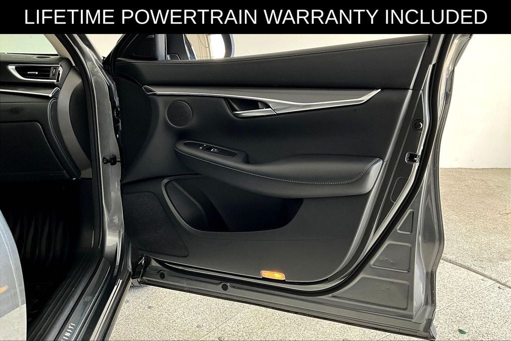 2025 INFINITI QX50 LUXE