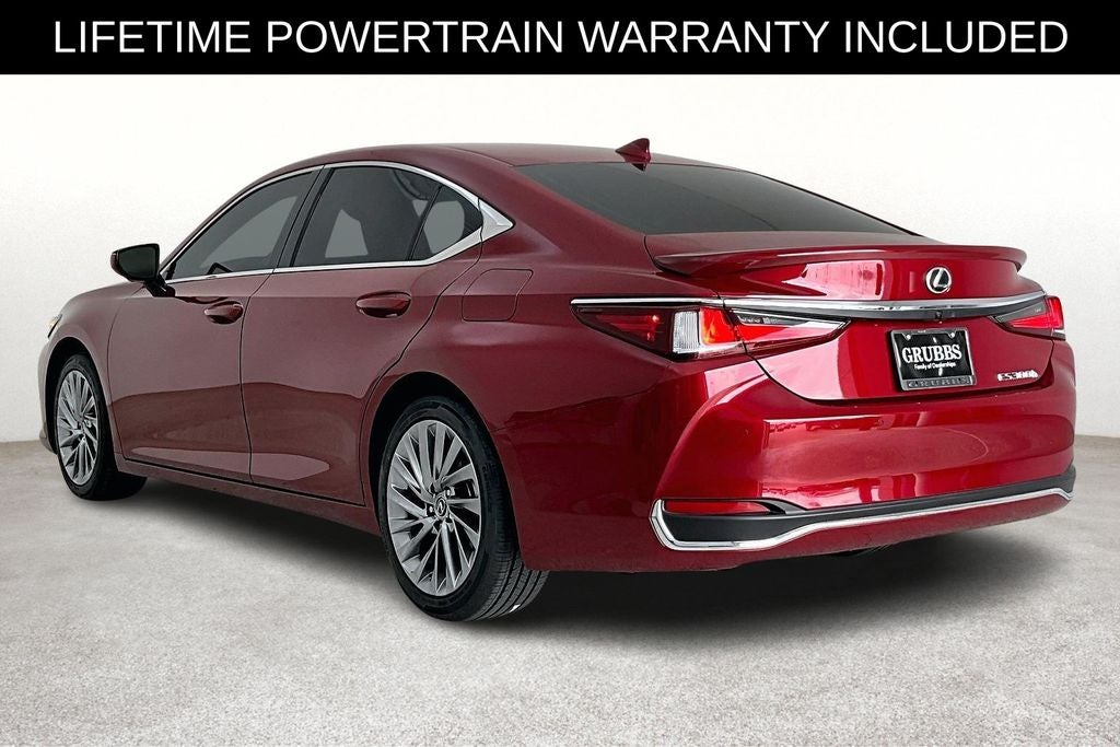 2025 Lexus ES 300h Luxury