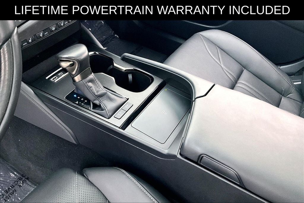 2025 Lexus ES 300h Luxury