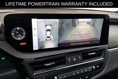 2025 Lexus ES 300h Luxury