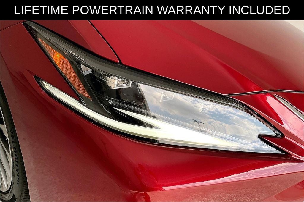 2025 Lexus ES 300h Luxury