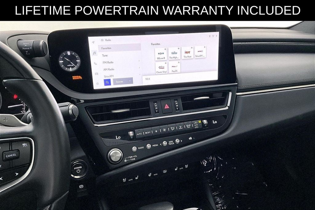 2025 Lexus ES 300h Luxury