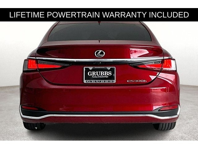 2025 Lexus ES 300h Luxury