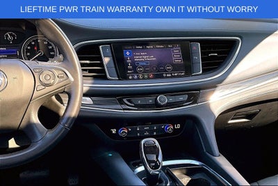 2020 Buick Enclave Essence