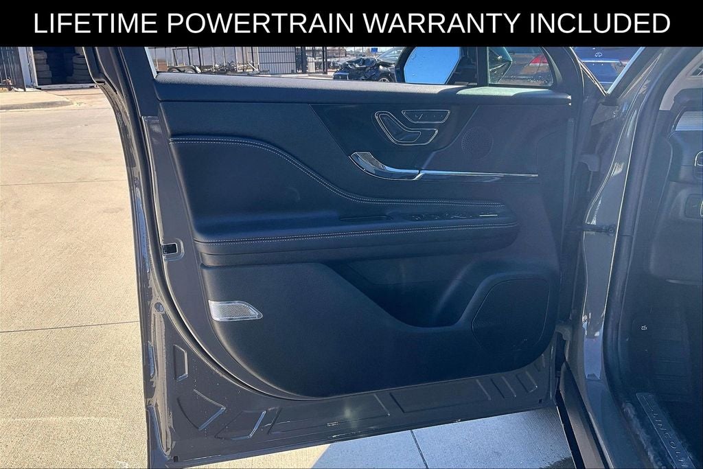 2025 Lincoln Corsair Premiere