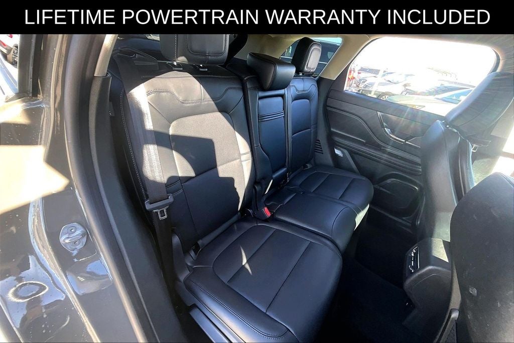 2025 Lincoln Corsair Premiere