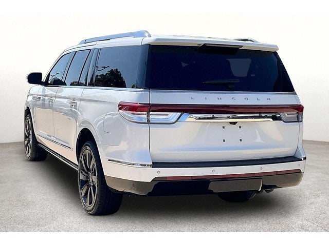 2022 Lincoln Navigator L Reserve