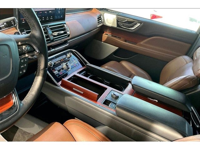 2022 Lincoln Navigator L Reserve