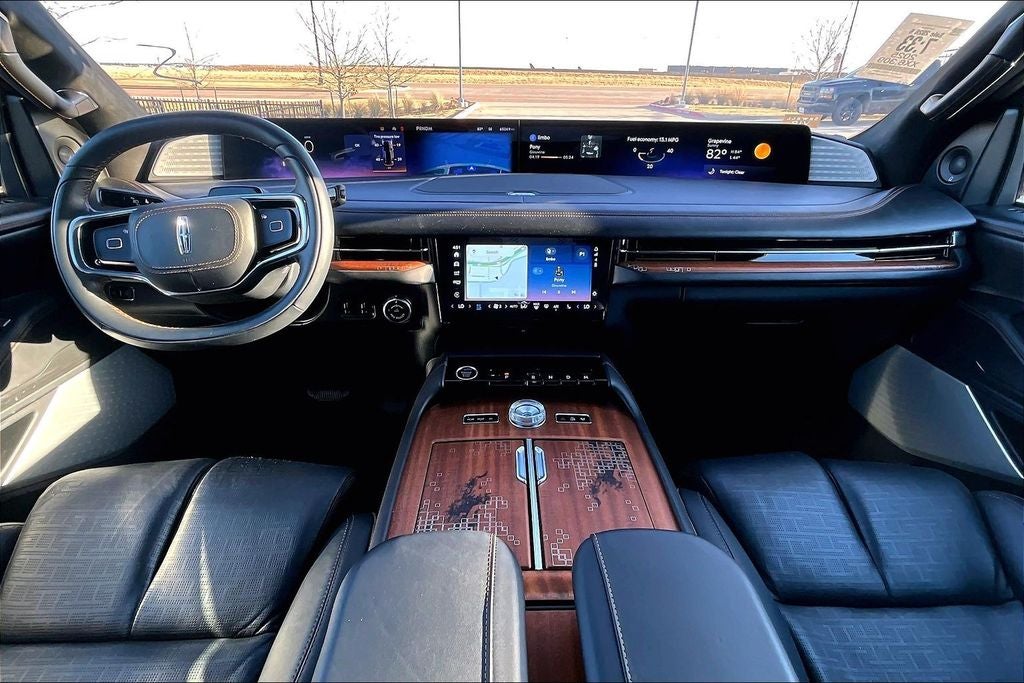 2025 Lincoln Navigator L Black Label