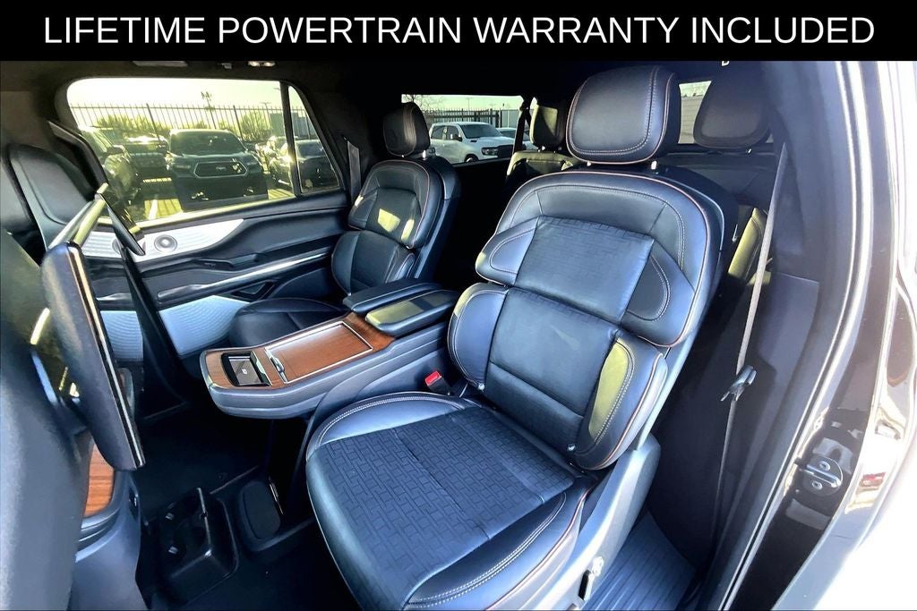2025 Lincoln Navigator L Black Label