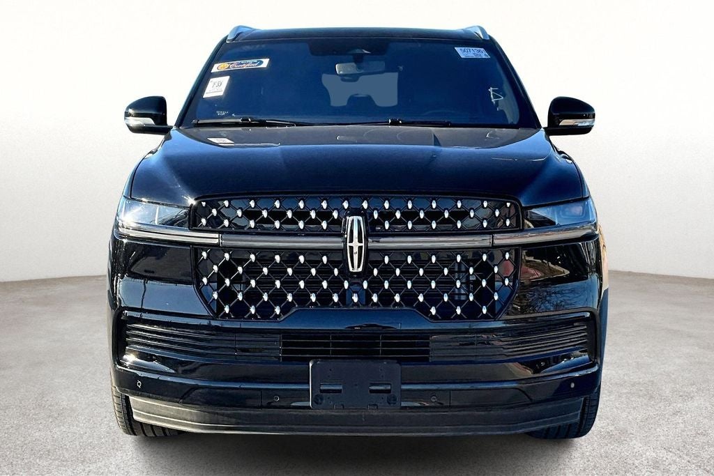 2025 Lincoln Navigator L Black Label